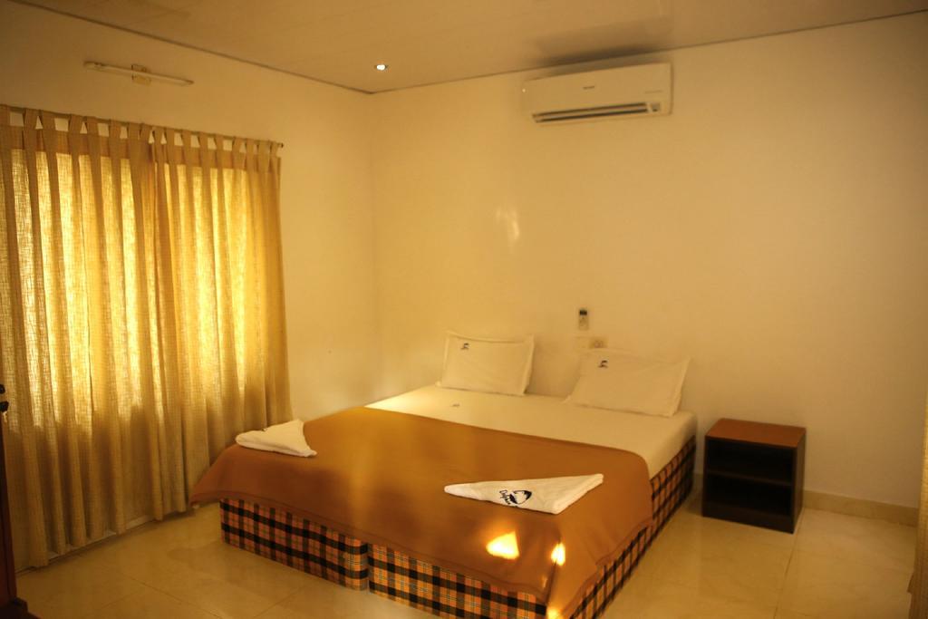 Dolphin Bay Hotel Varkala Eksteriør billede